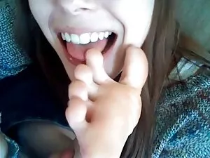 Lớn tối quầng vú và  ...