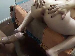Mái tóc vàng óng ả g ...